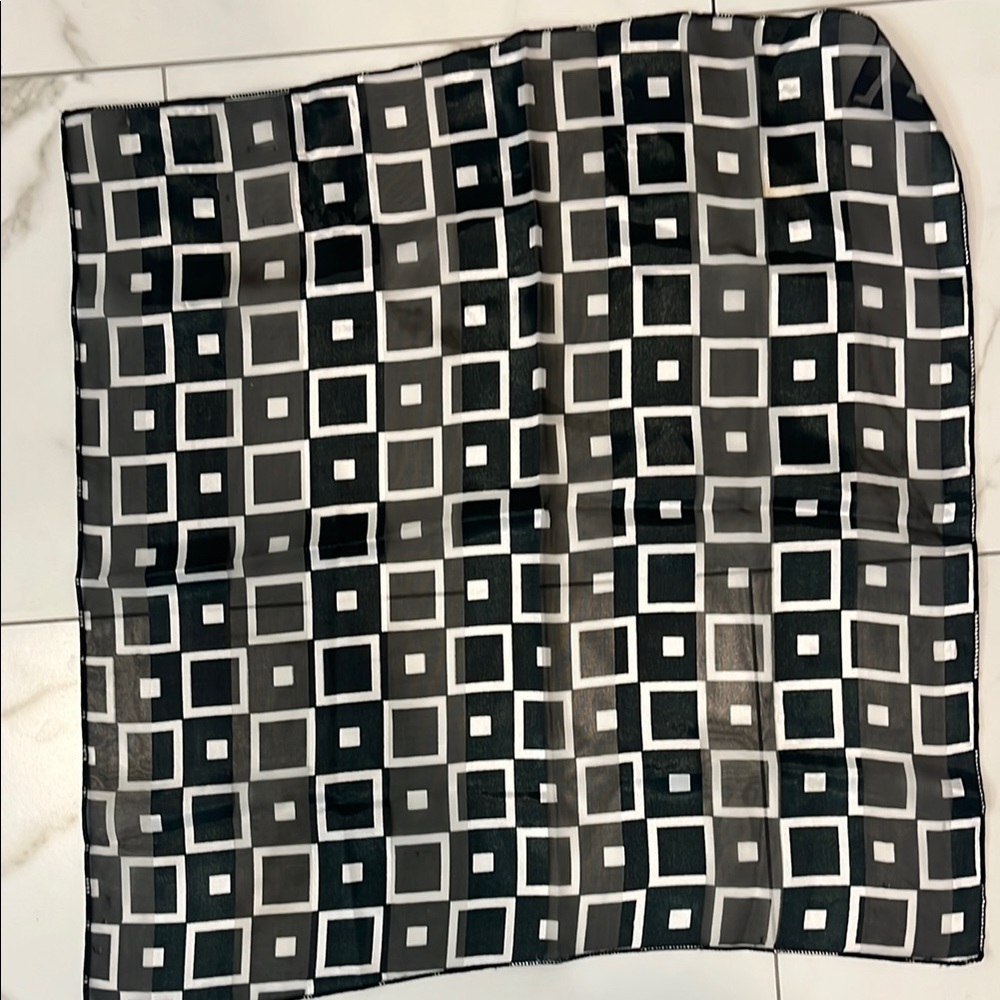 Black and White Vintage Geometric Scarf